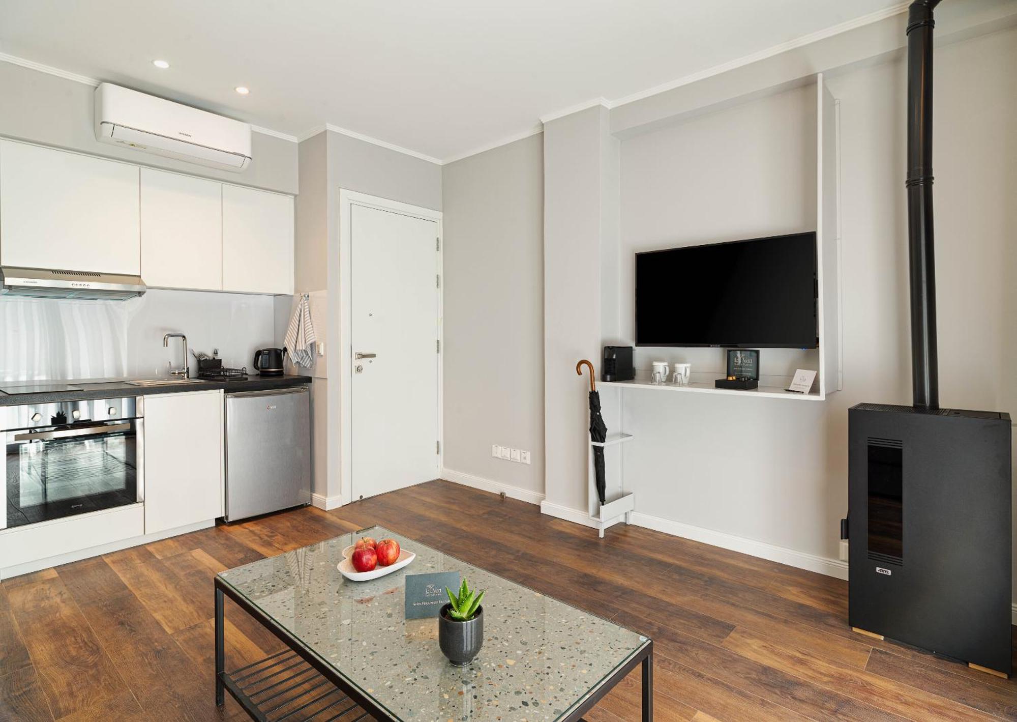 Le Vert Suites Platres Exterior photo