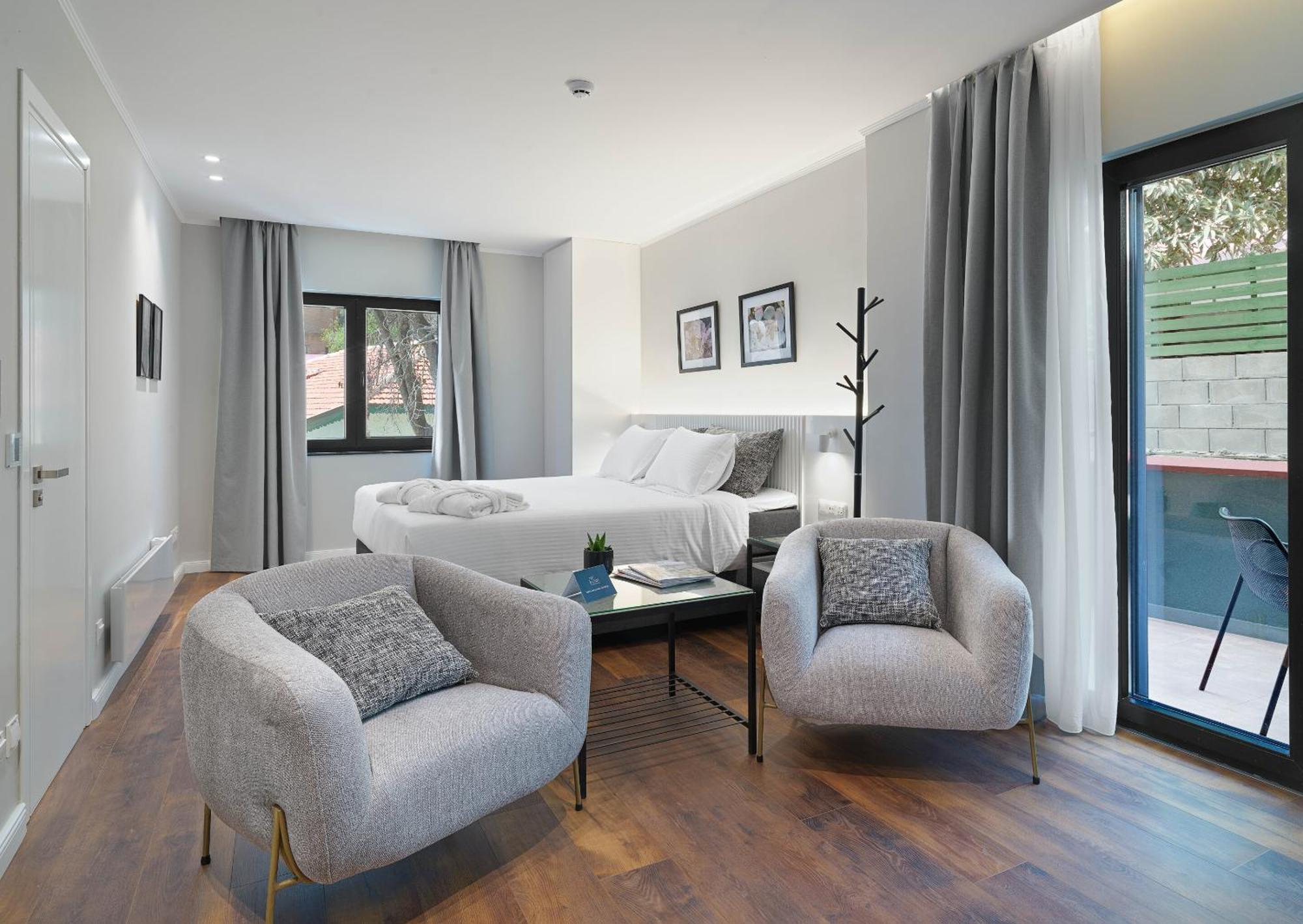 Le Vert Suites Platres Exterior photo